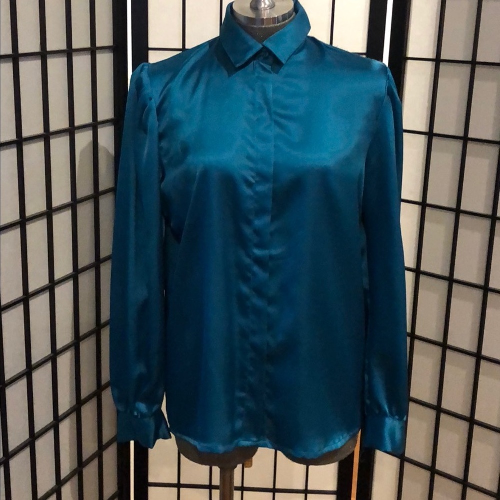 Gorgeous Vintage 1980's Button Down Blouse